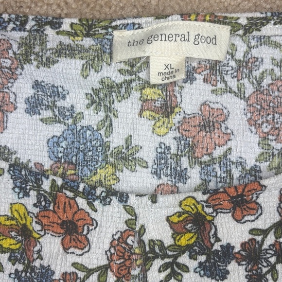 The General Good Floral Keyhole Blouse | Size XL | NWOT - Picture 3 of 7